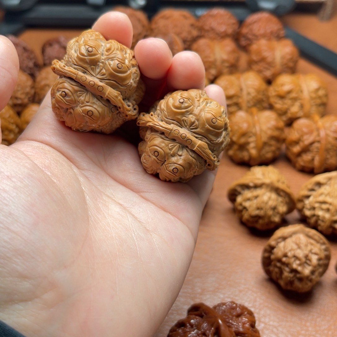 文玩核桃吊坠37雕刻蛤蟆