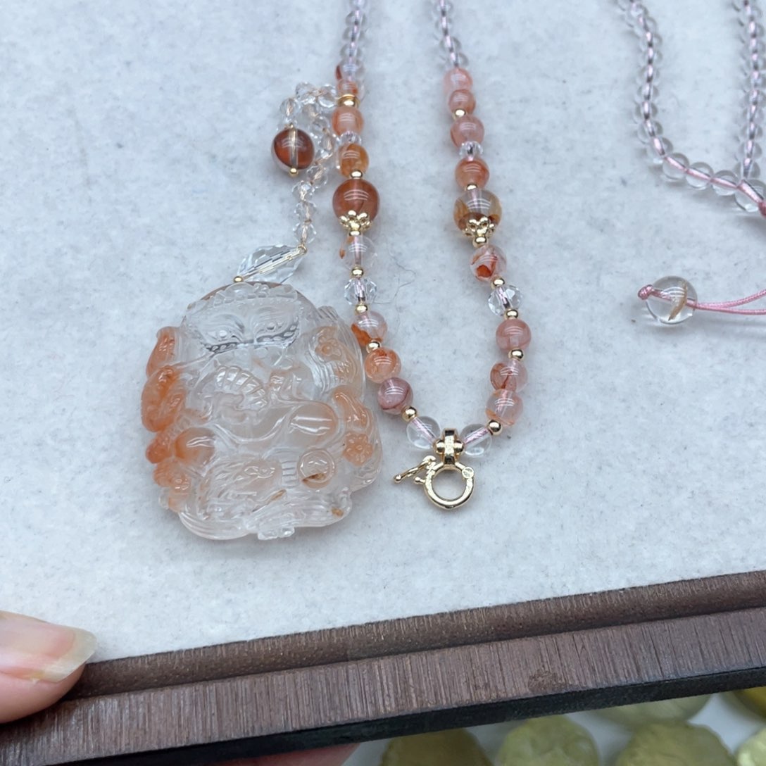 水晶吊坠(不含链)未镶嵌?****