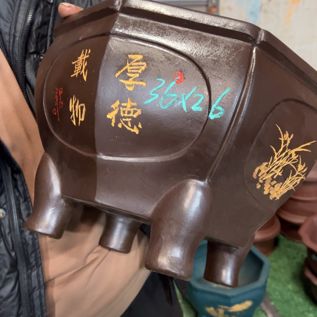 紫砂花盆紫砂花盆