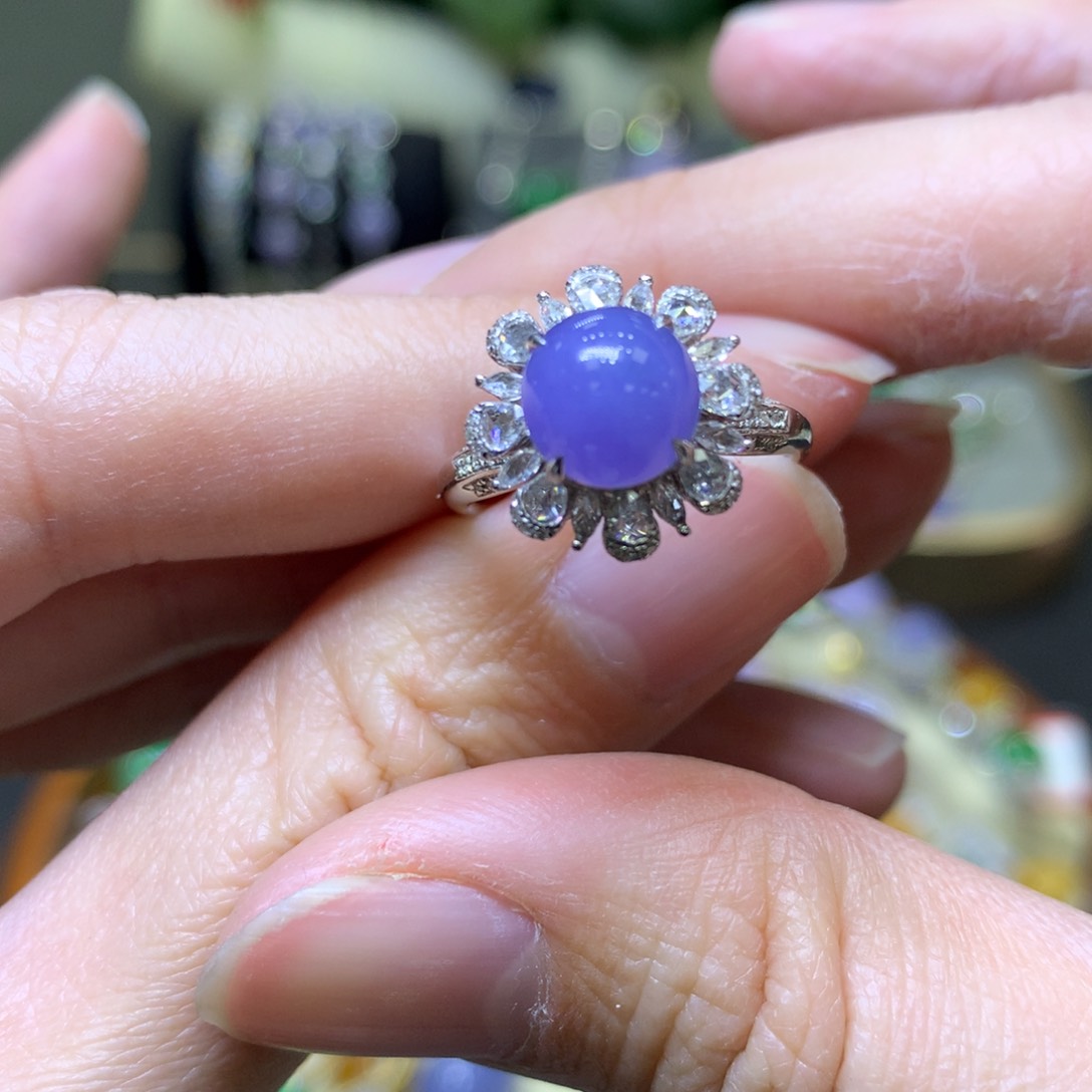 翡翠颈饰18K金镶嵌翡翠吊坠项链