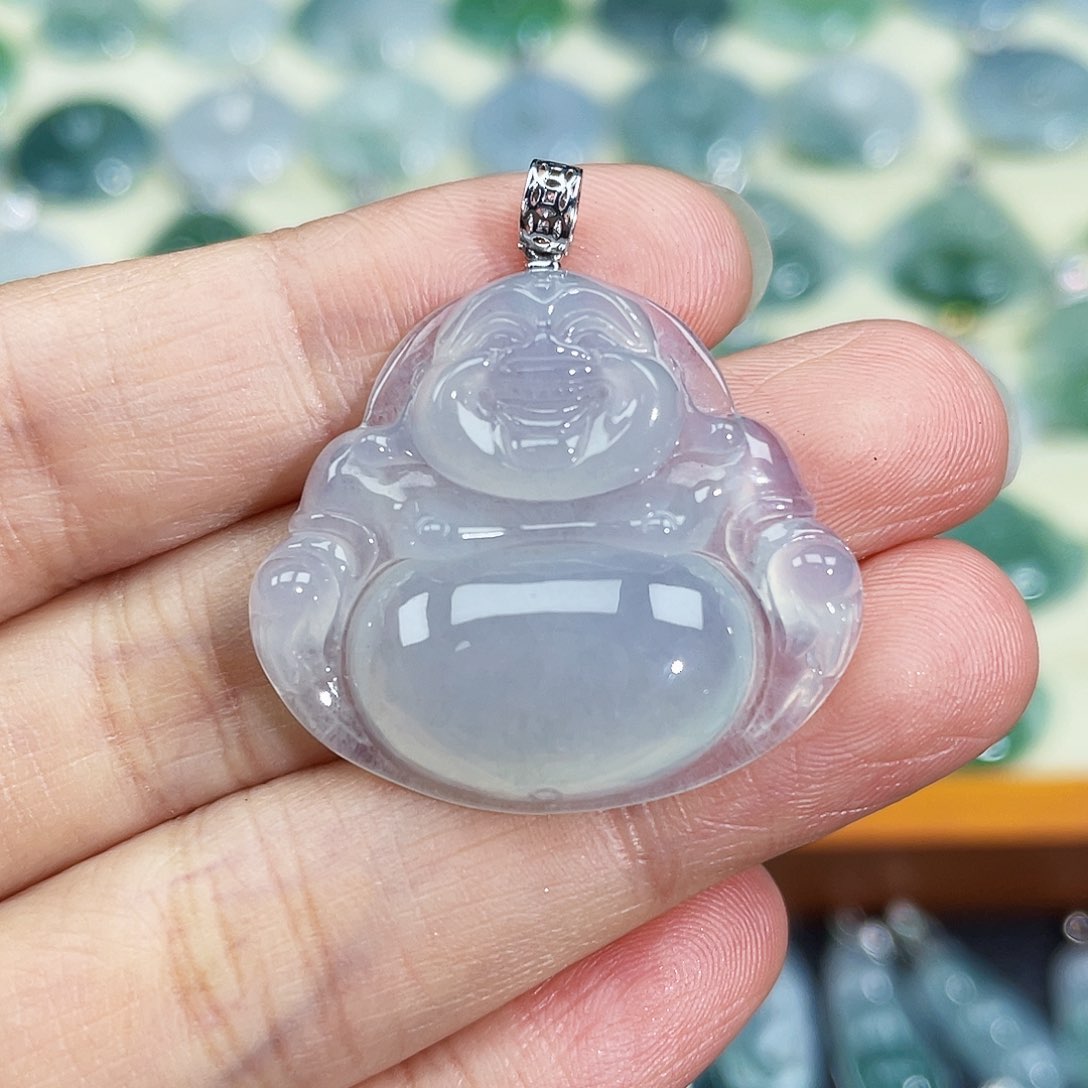 翡翠颈饰18K金镶嵌吊坠