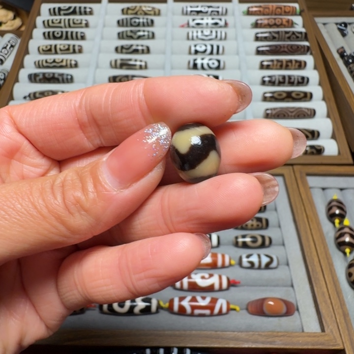 手***7玛瑙/玉髓未镶嵌颈饰