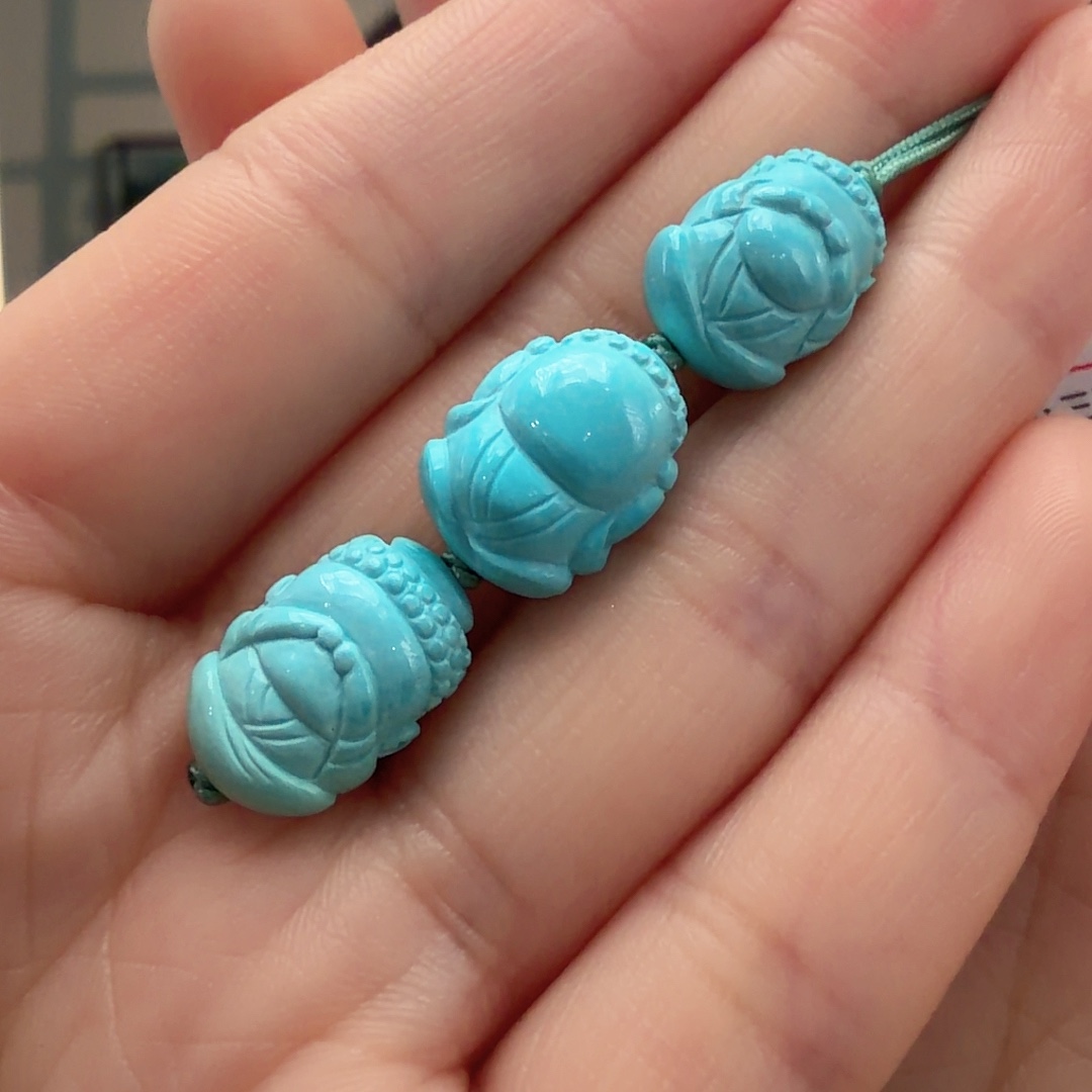 绿松石未镶嵌颈饰