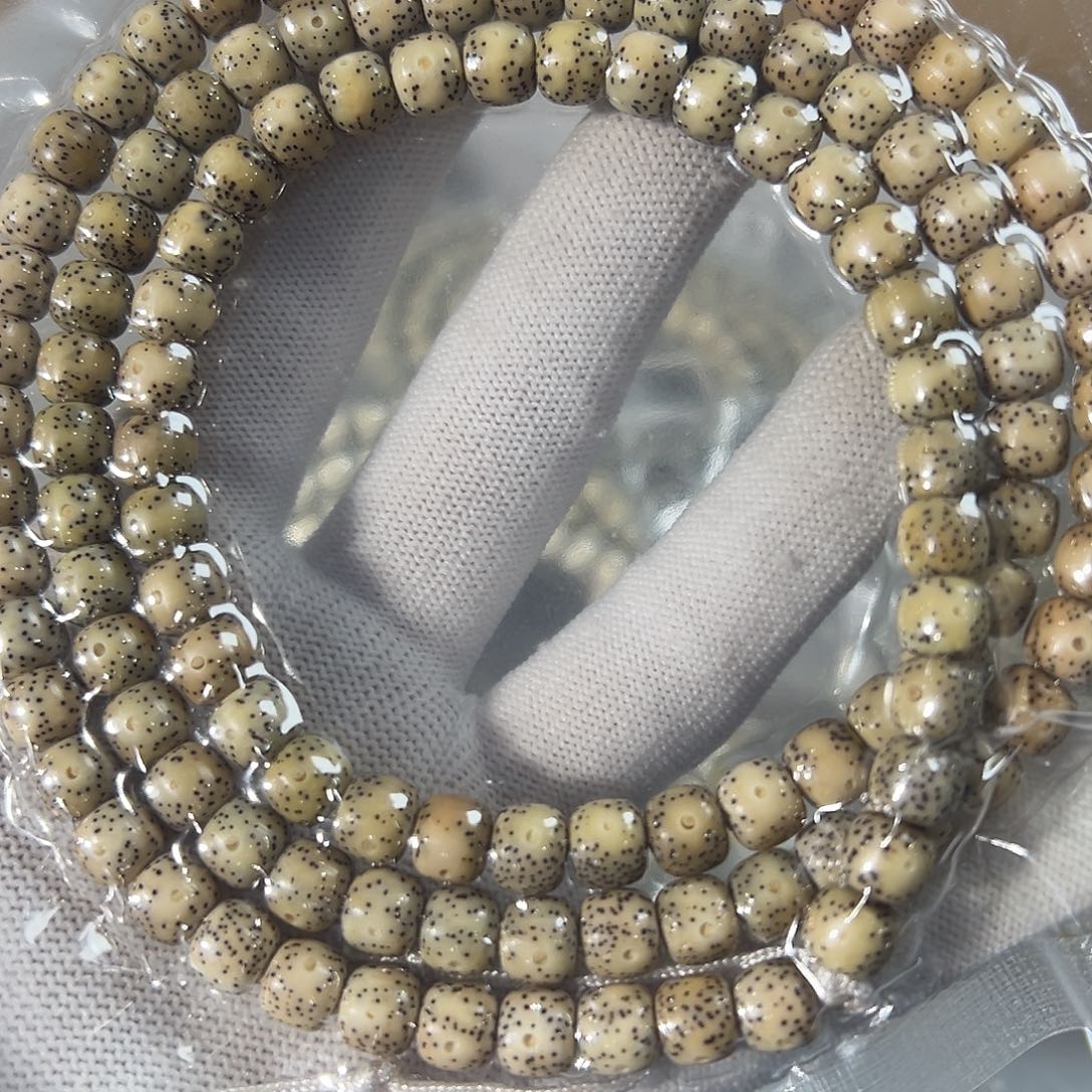 吊坠星月菩提8火烧云有色差，694