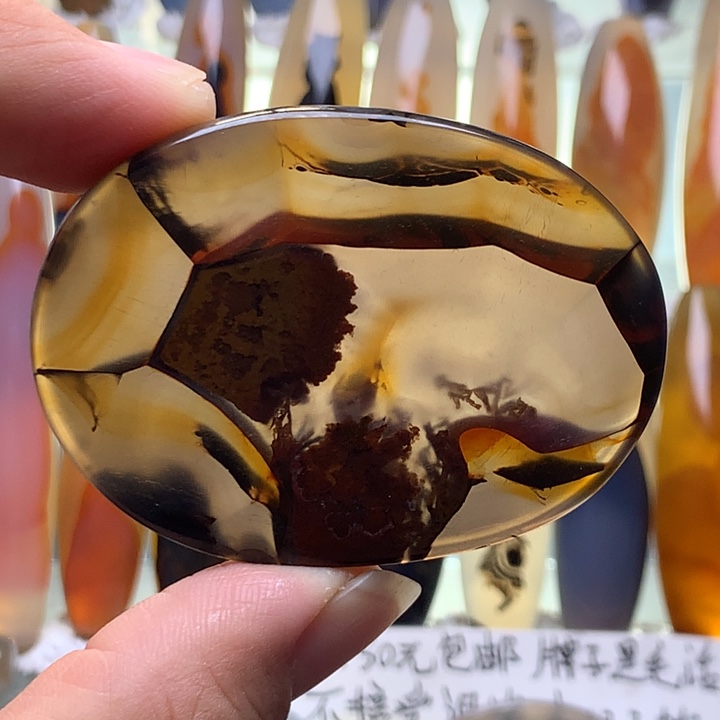 未镶嵌颈饰玛瑙/玉髓106有瑕