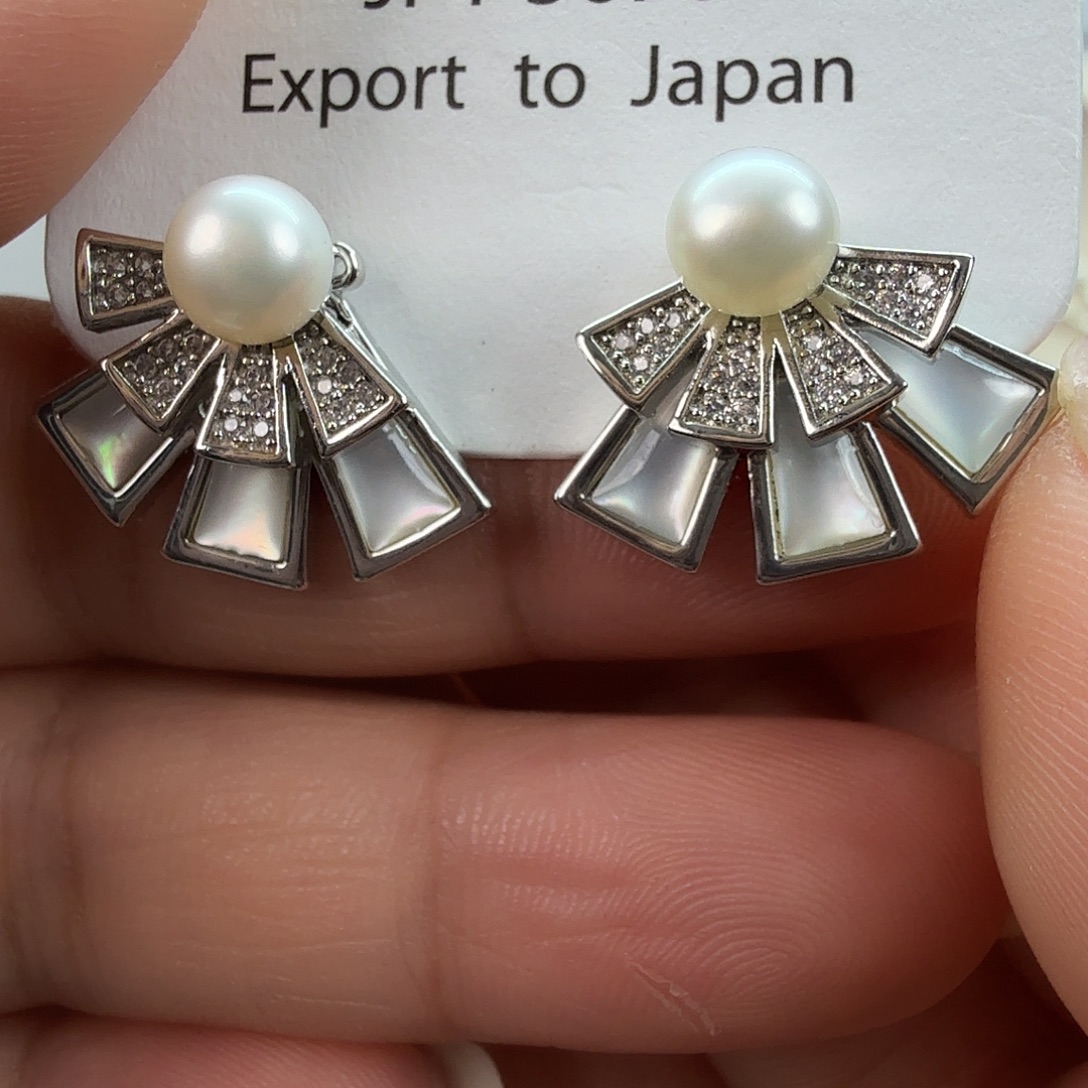 淡水珍珠耳饰未镶嵌