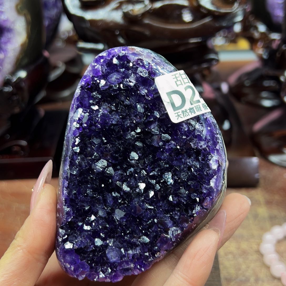 水晶大型摆件未镶嵌