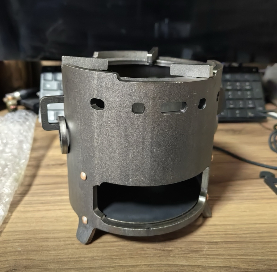 卧龙喷砂款心形圆炉碳炉炭火煮茶炉加厚酒精炉