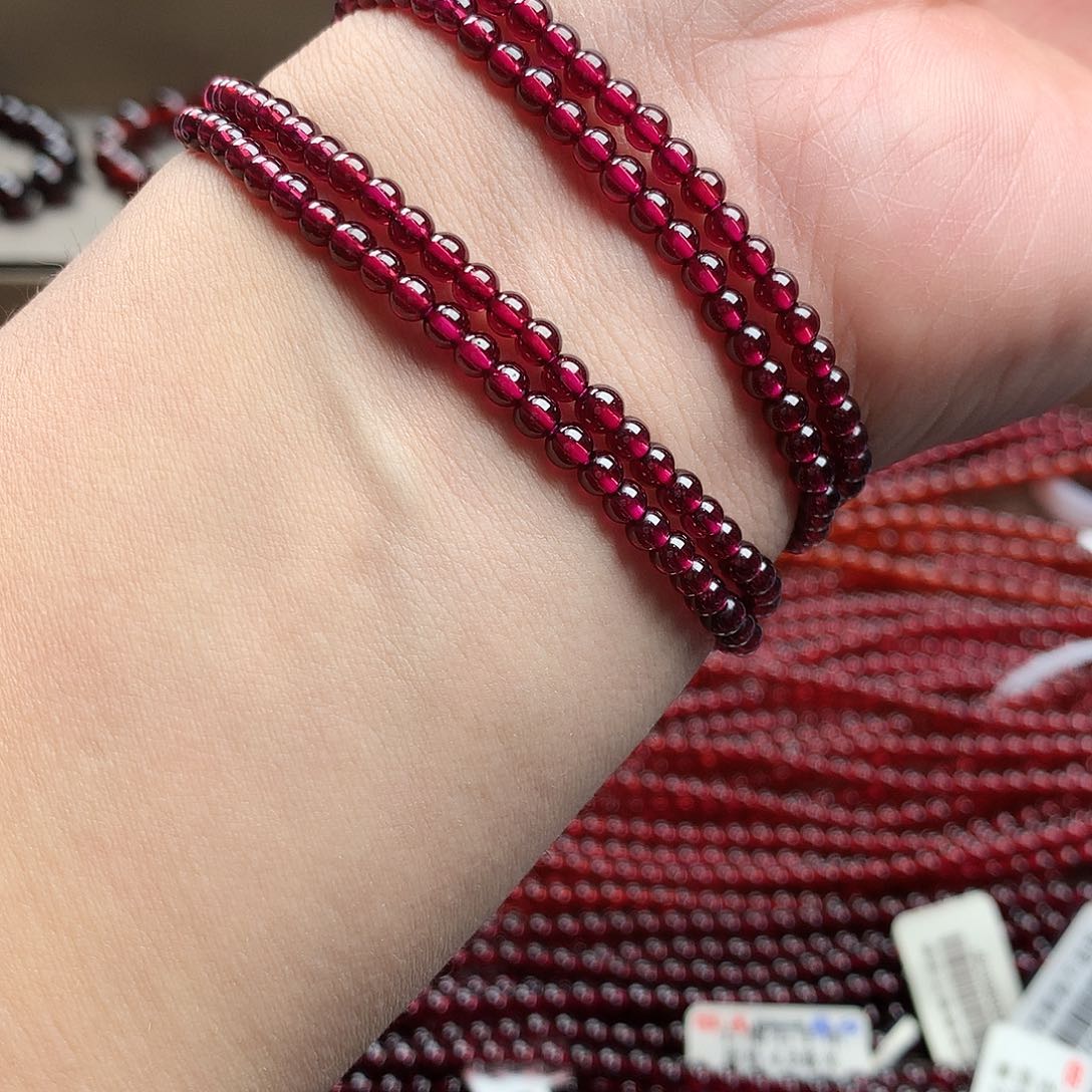 石榴石手串未镶嵌3.8