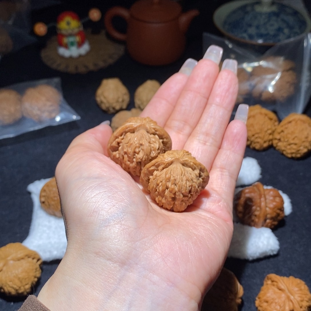 文玩核桃吊坠汉高楼35