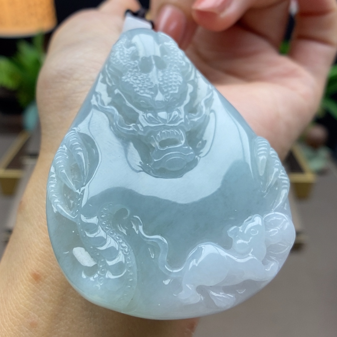 翡翠未镶嵌颈饰吊坠65