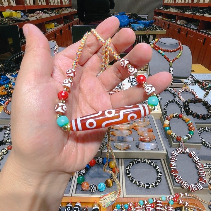 未镶嵌玛瑙/玉髓珠宝奇石