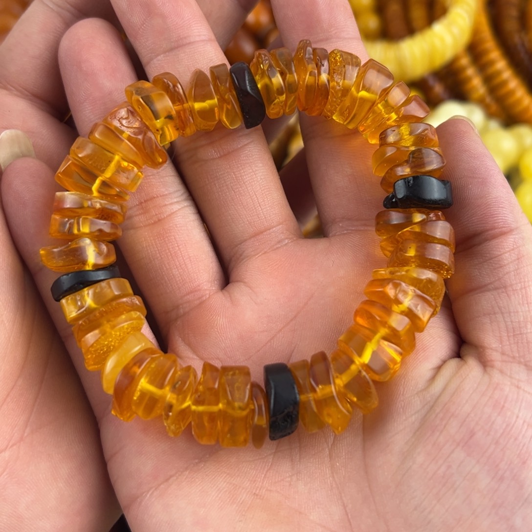 琥珀未镶嵌珠宝奇石