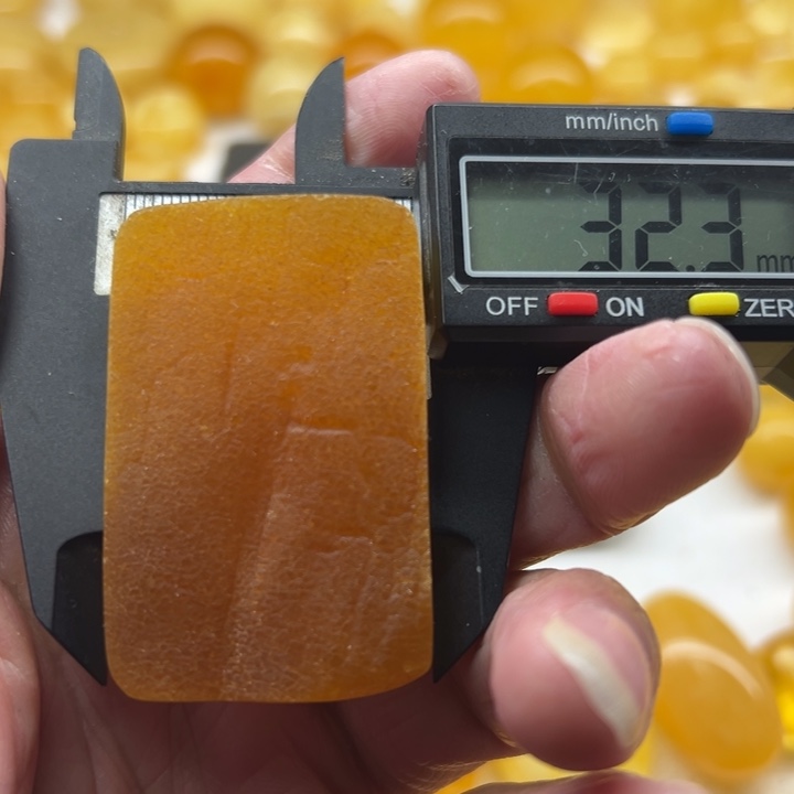 琥珀（矿物珀）未镶嵌裸石