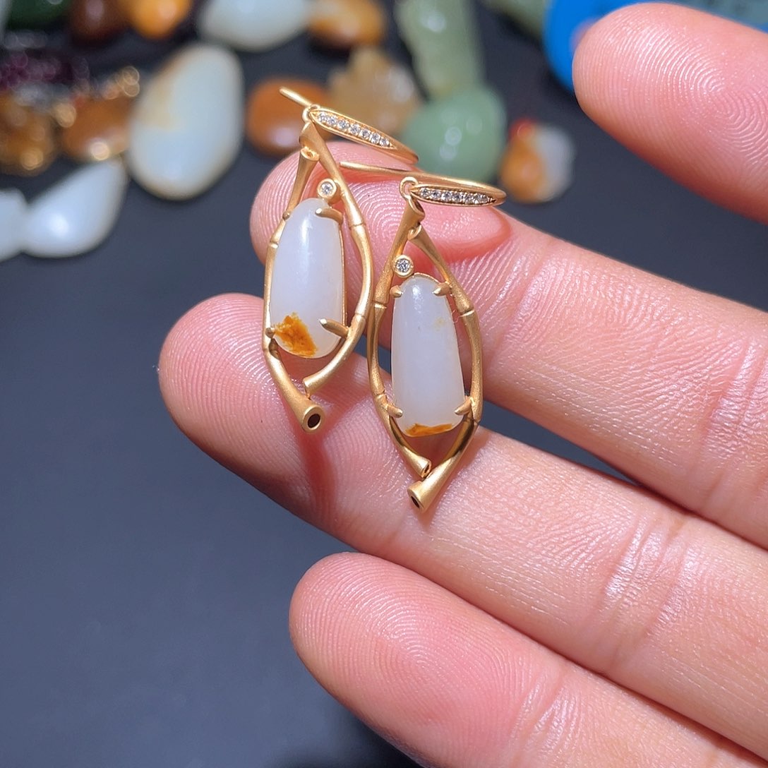 和田玉（白玉）颈饰未镶嵌R****h