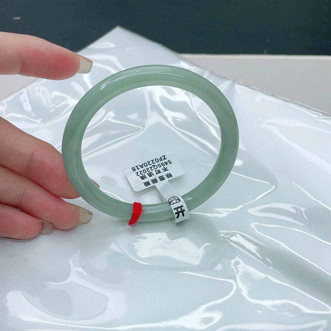 翡翠未镶嵌手镯圆53.7