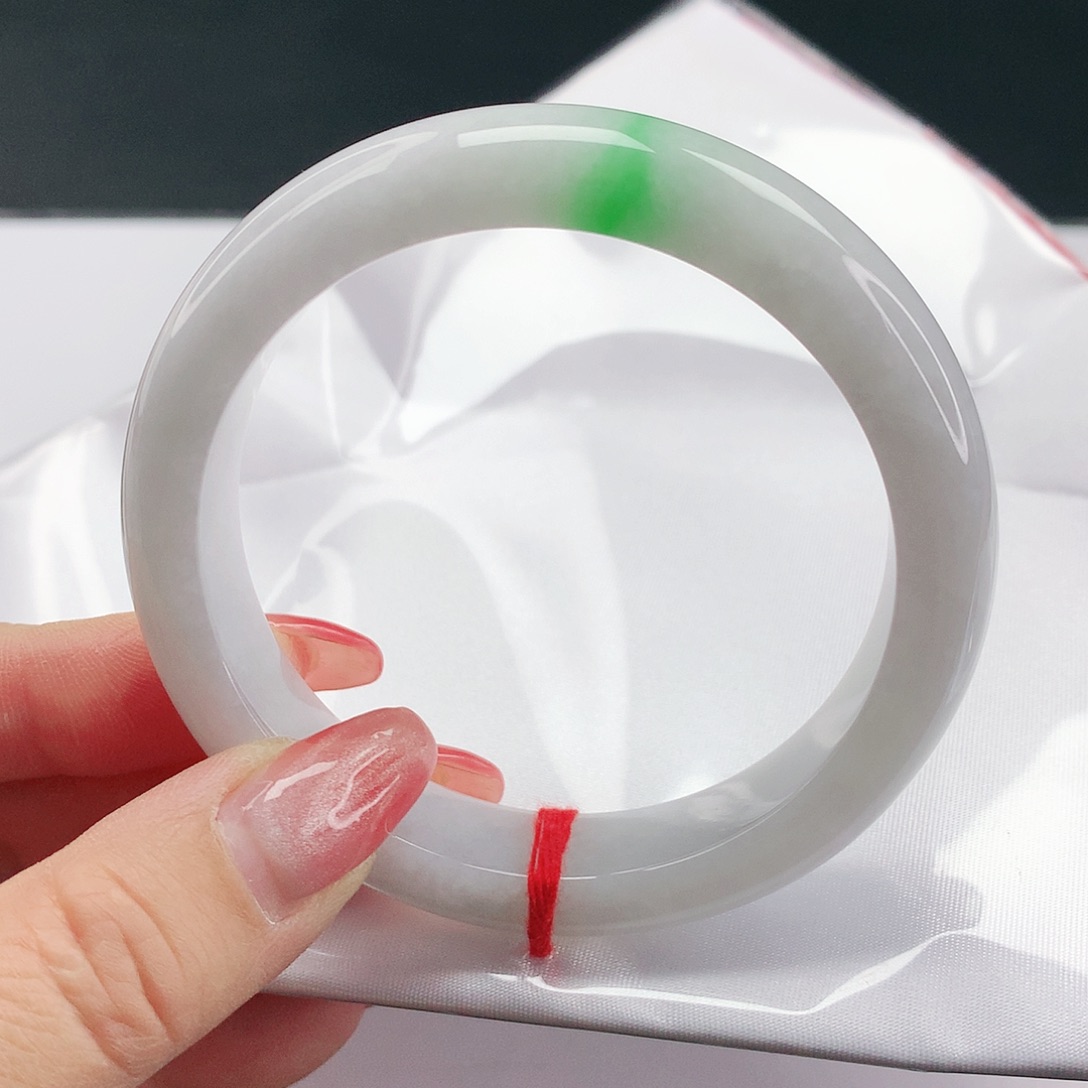 翡翠手镯未镶嵌翡翠409