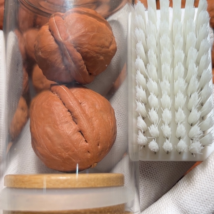 文玩核桃把件236677888