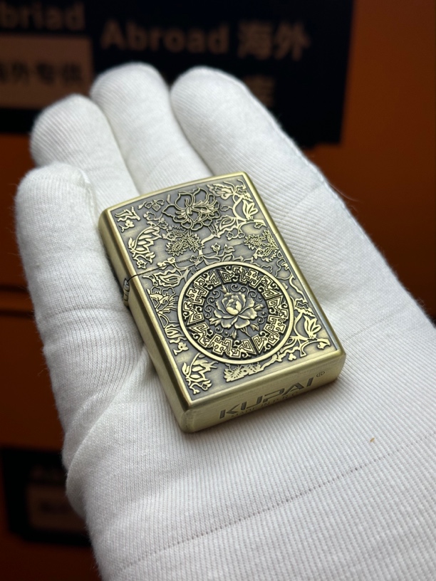 黄铜精雕牡丹复古煤油打火机kp