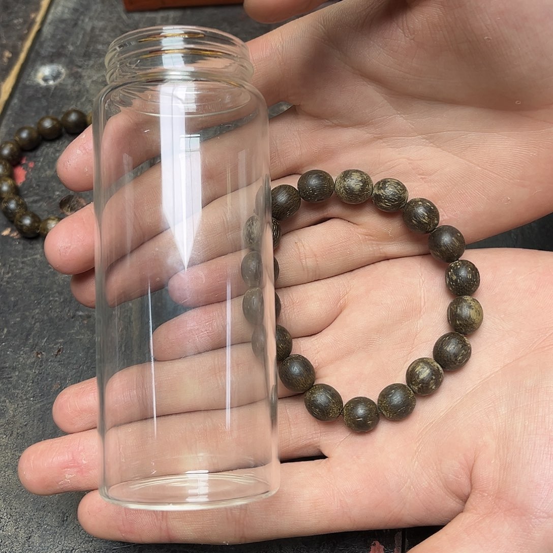 大叶紫檀（黑酸枝木类）