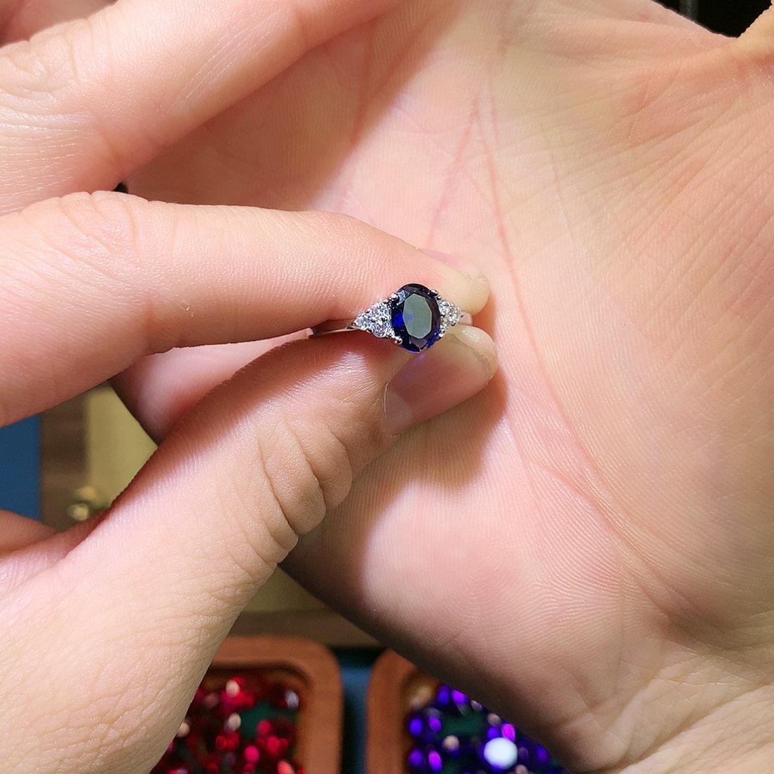 蓝宝石戒指合金111111111