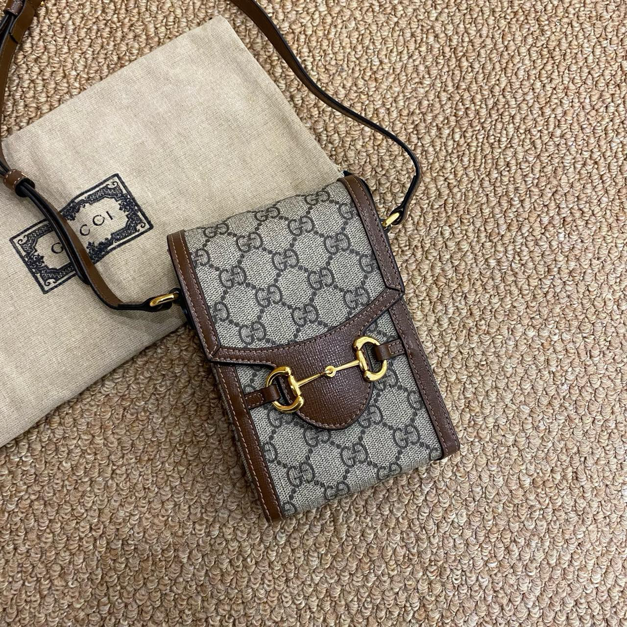 95新 GUCCI/古驰 1955手机包棕边斜挎包