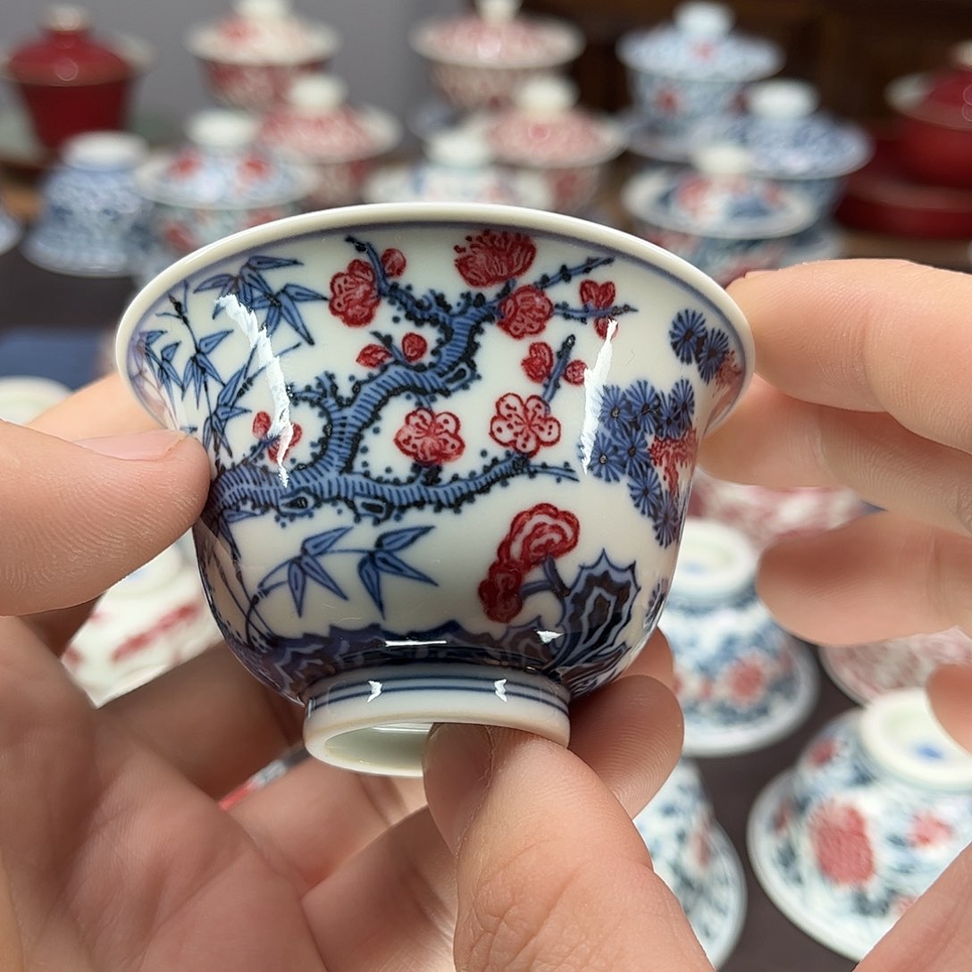 景德镇陶瓷青花釉里红
