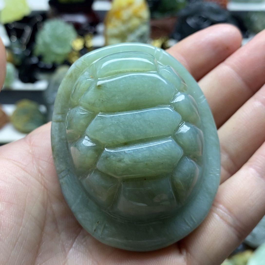 岫玉富甲手把未镶嵌