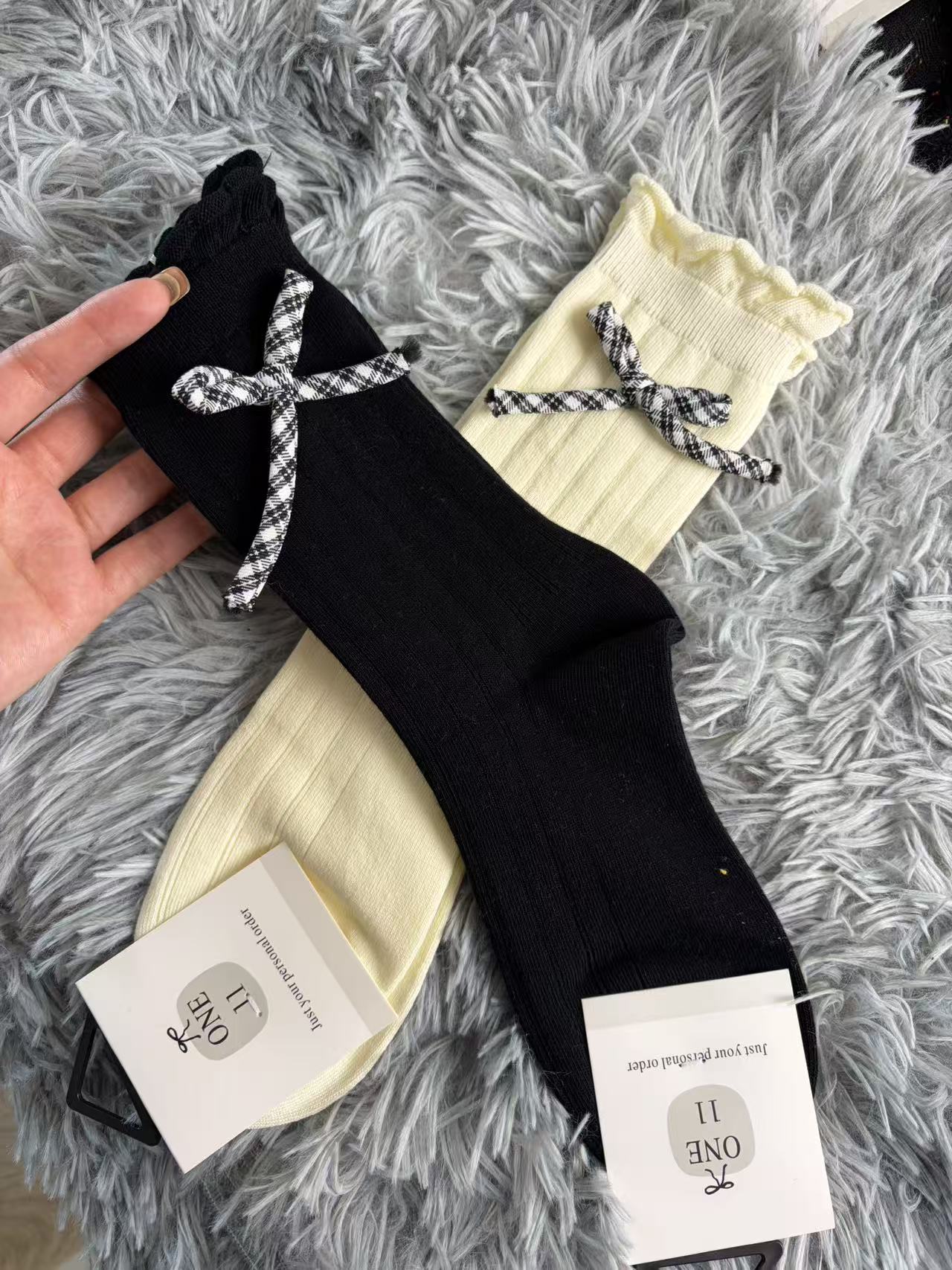 提花蝴蝶结秋季中筒防汗可爱风ins百搭潮袜