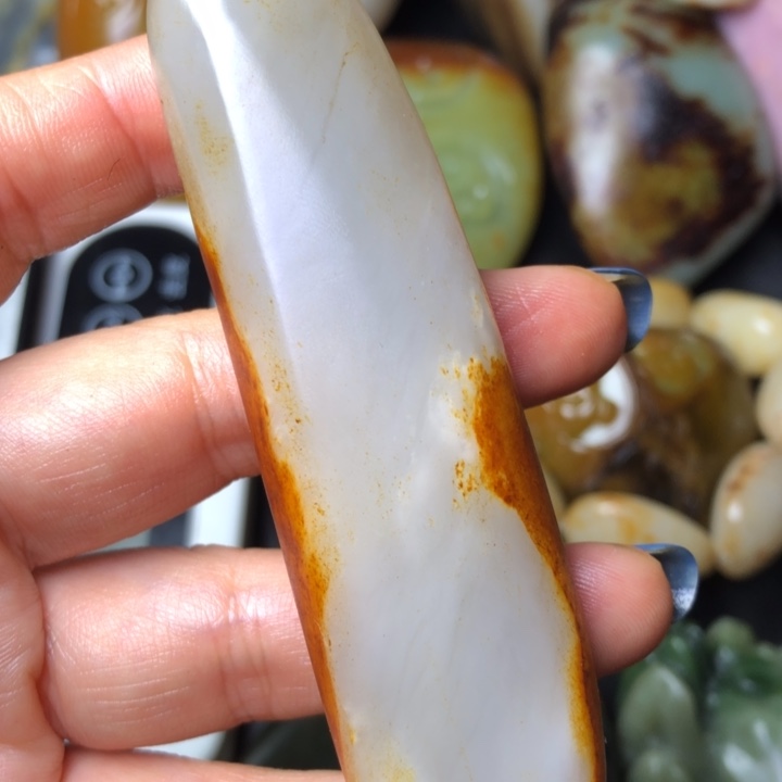 和田玉未镶嵌珠宝奇石