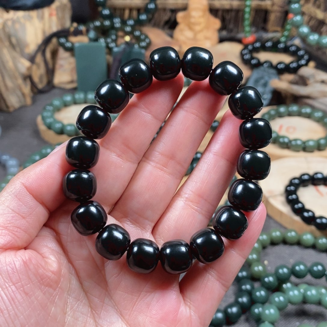 和田玉手链未镶嵌在***我