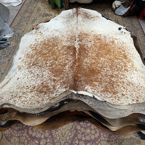 【本尼家】F215 250x225cm专拍牛皮地毯家用轻奢手工