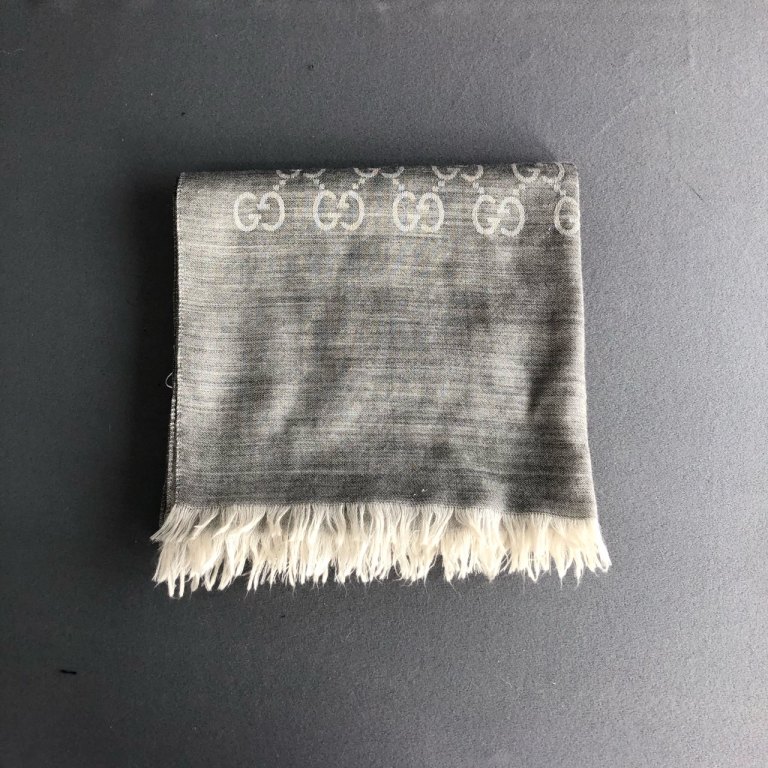 99新 GUCCI/古驰 拾锦奢品  GUCCI古驰围巾 尺寸45*180cm