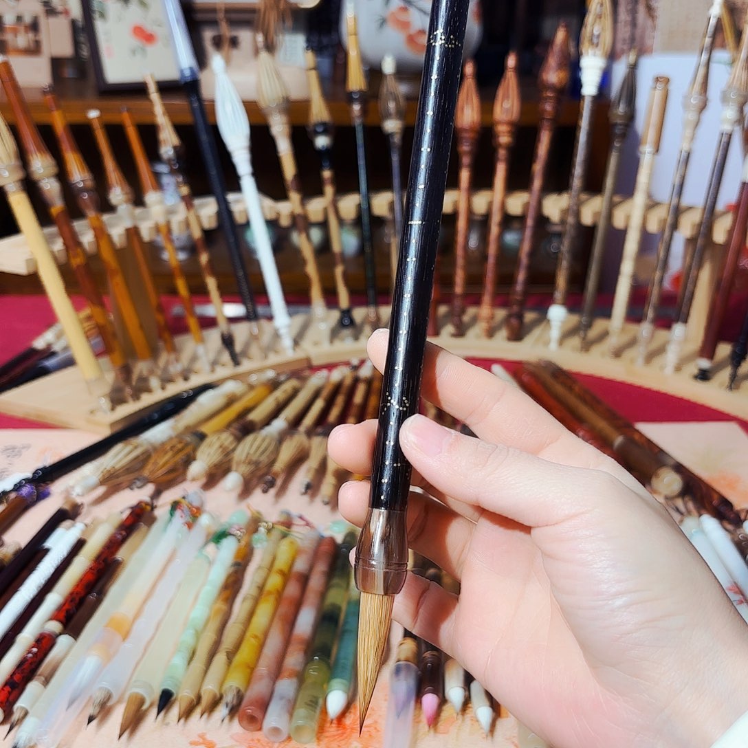 闪10称杆出峰4.0口径0.9，纯毛料