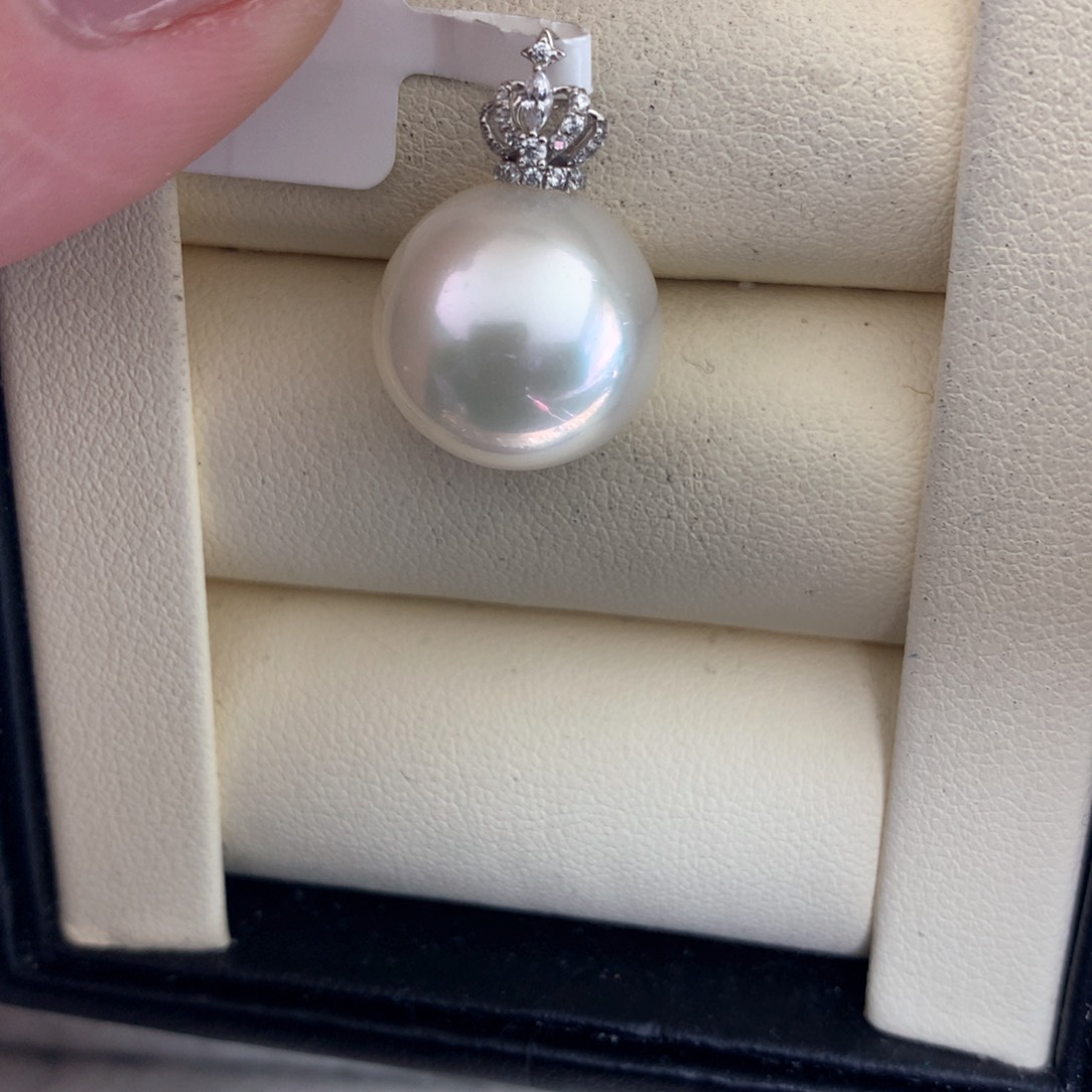 海水珍珠颈饰18K金镶嵌