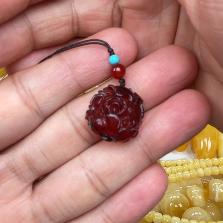 裸石蜜蜡未镶嵌刘*蜜蜡