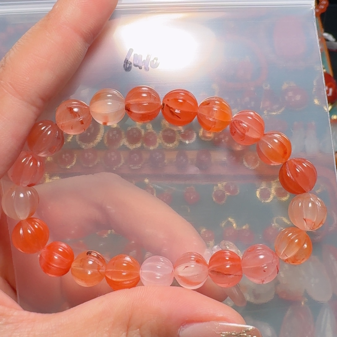 南红玛瑙南红8+未镶嵌