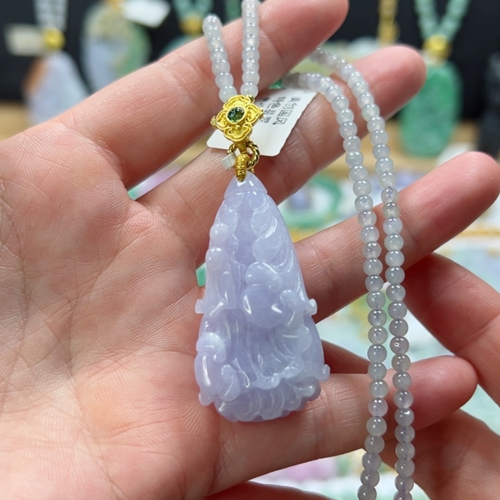 颈饰未镶嵌翡翠吊坠