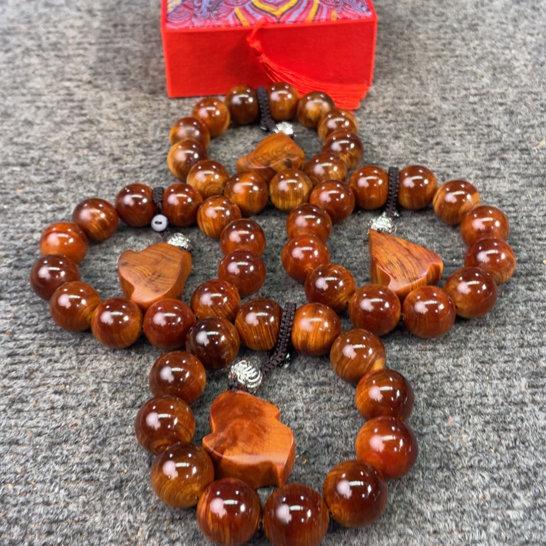 柏木（崖柏）一个字绝，天品，太行崖柏，2.0石化舍利骨，蜜甜香