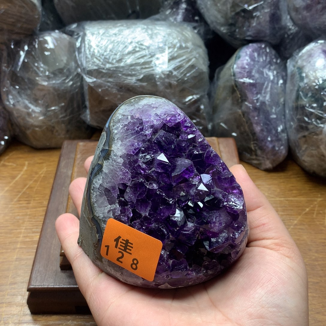 水晶大型摆件（非配饰）未镶嵌