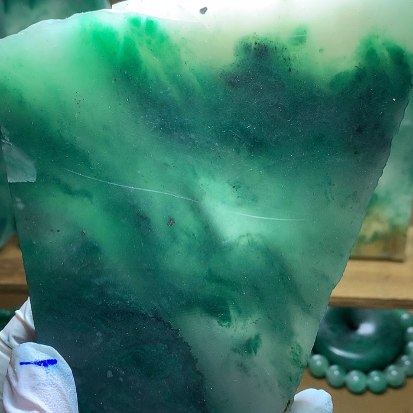 【闪购商品】定制石英质玉（非洲翠）L***i