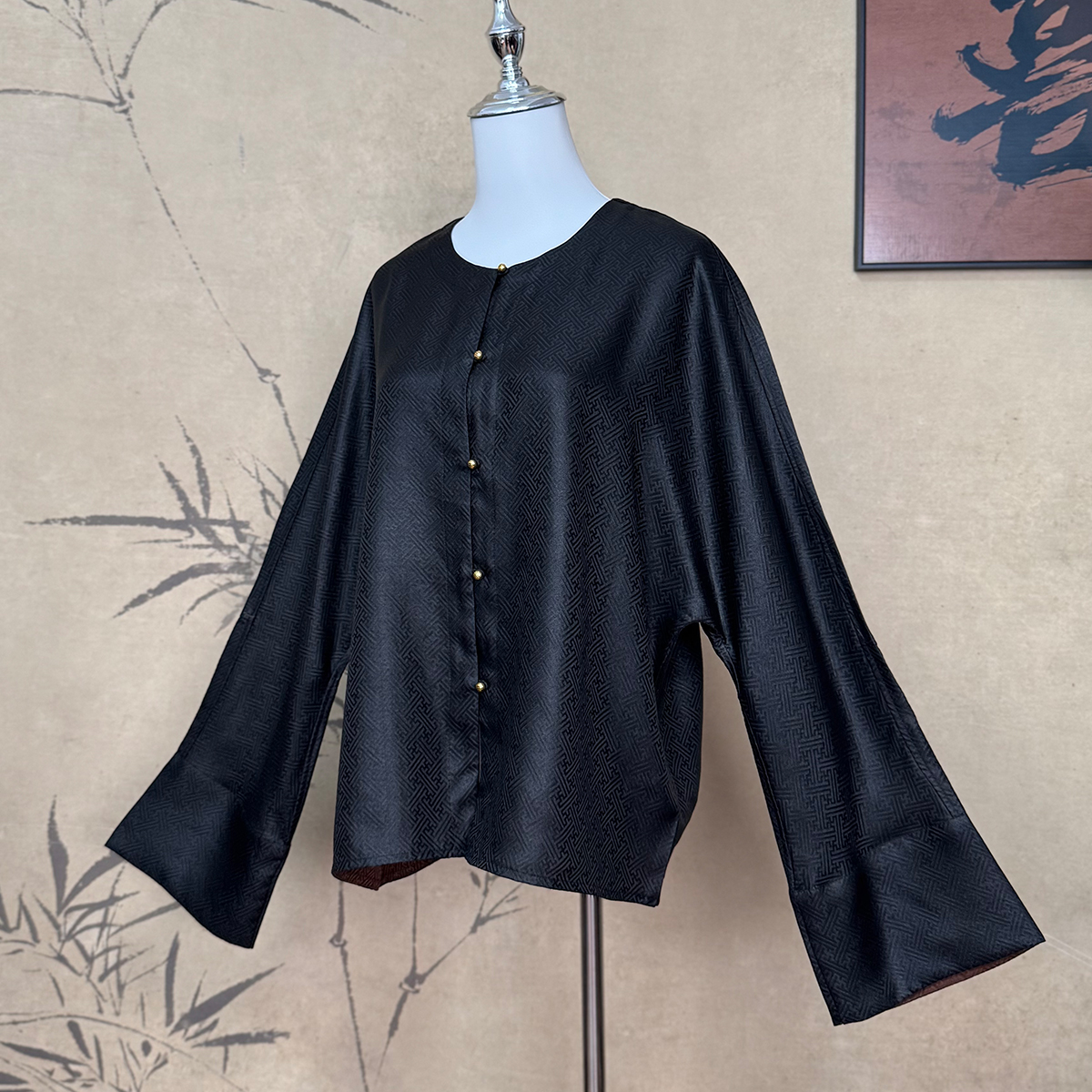 【卷卷新中式】“万字纹”香云纱黑咖老料重缎高配双穿外套