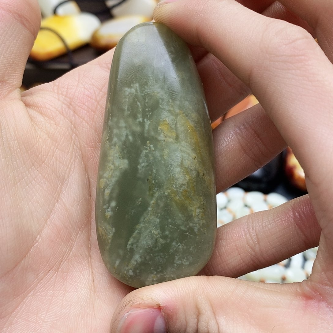 和田玉（糖玉）未镶嵌挂件