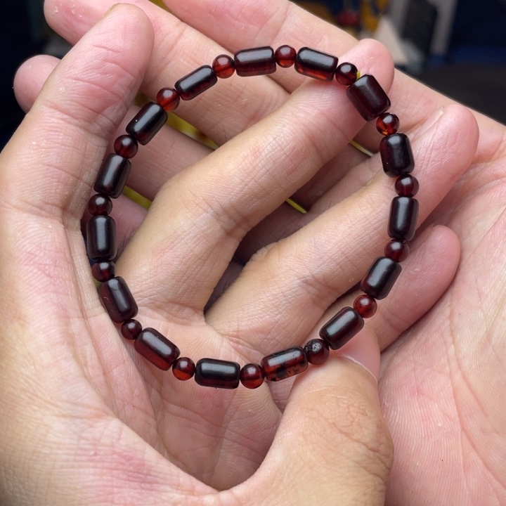 未镶嵌琥珀珠宝奇石