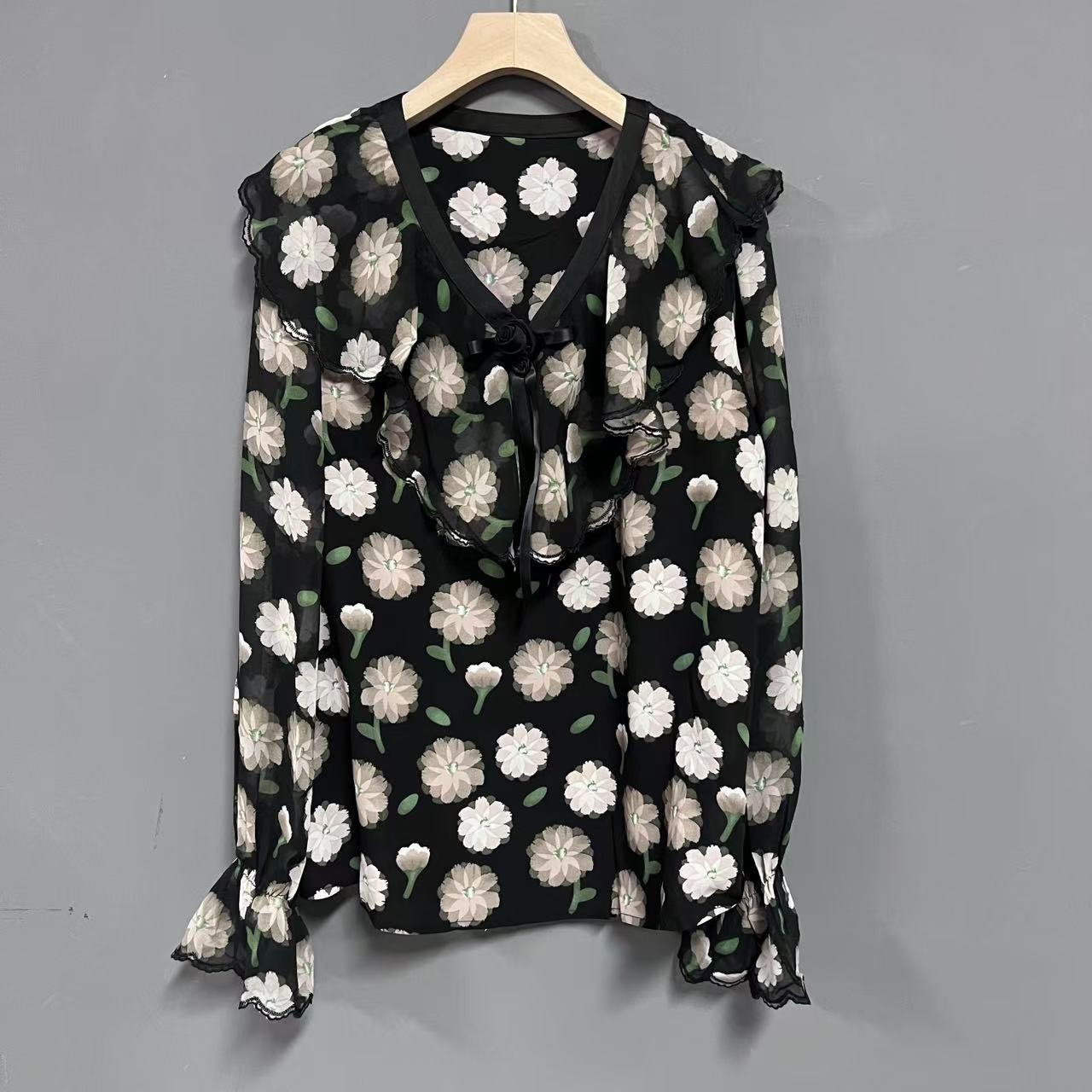  女士时尚宽松休闲百搭上衣830