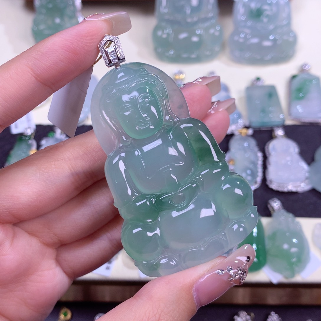 翡翠颈饰18K金镶嵌?****生观音