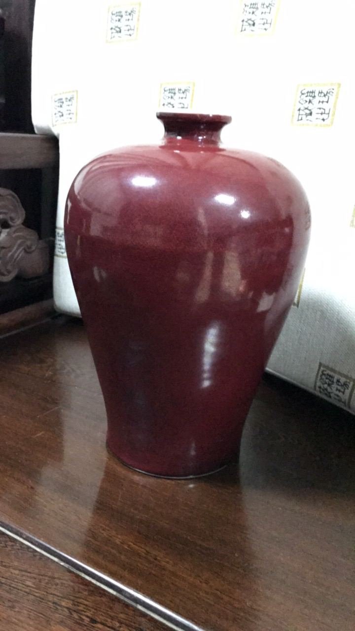 霁红梅瓶，品相如图，完整全品