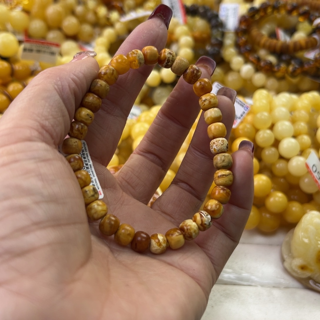 琥珀珠宝奇石未镶嵌