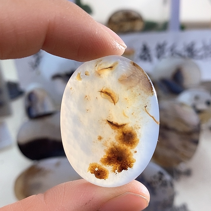 玛瑙/玉髓颈饰未镶嵌