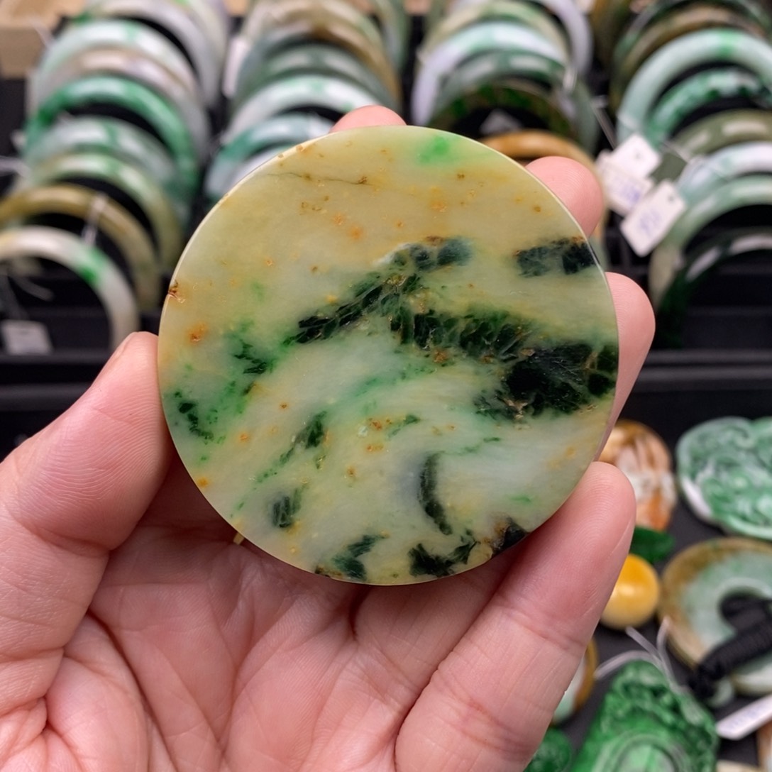 翡翠颈饰未镶嵌无事牌22号